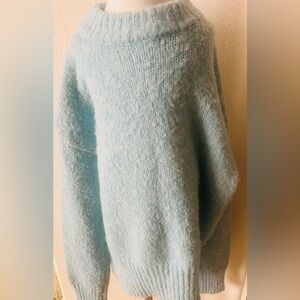 Women’s sweater